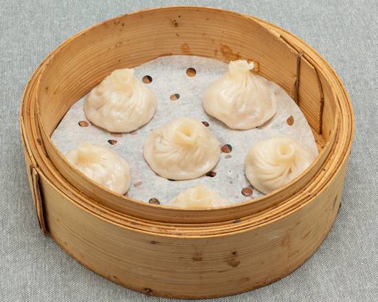 Steamed Mini Pork Dumplings (Xiaolongbao) 上海小笼包 (6)